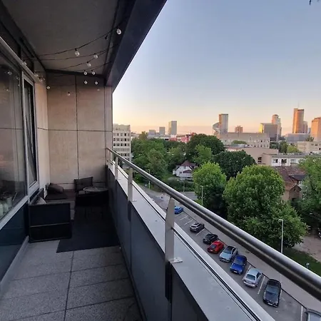 Modern Skyline-view At A Luxury Complex *